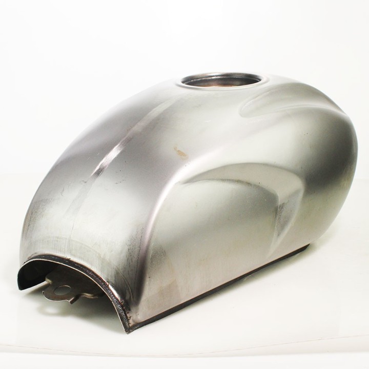 11L Moto kuro bakas